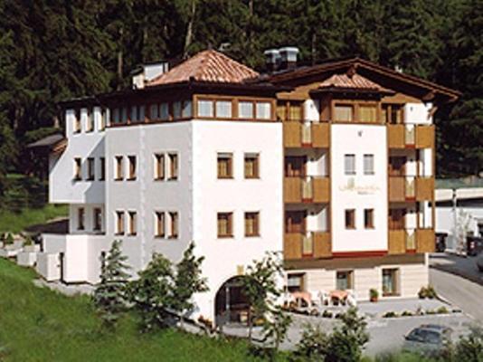 Hotel Laerchenhain San Valentino alla Muta Eksteriør billede
